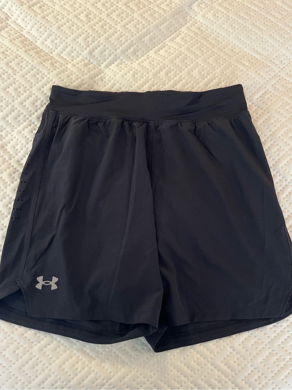 Under Armour SpeedPocket Running Shorts Women’s Medium Black Athletic Gym